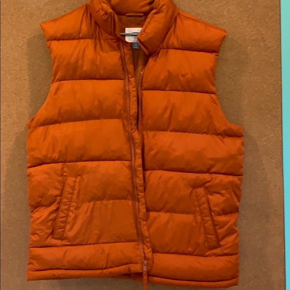 Orange Old Navy Puffer Vests | Poshmark